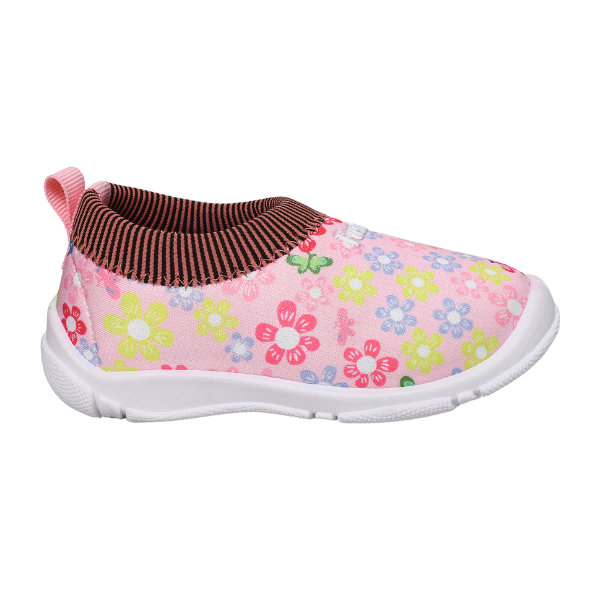 Kids Footwear Manufacturers and Suppliers