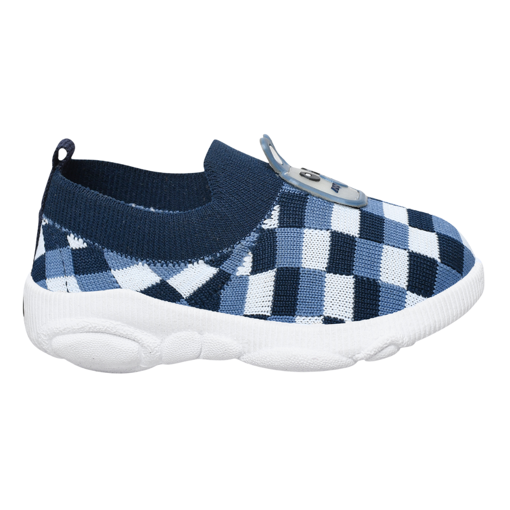 Kids Footwear Manufacturers and Suppliers